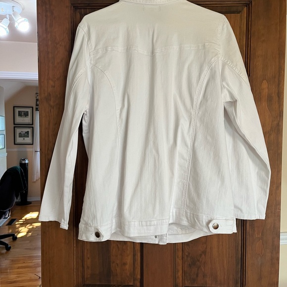 Jean jacket - Picture 2 of 4